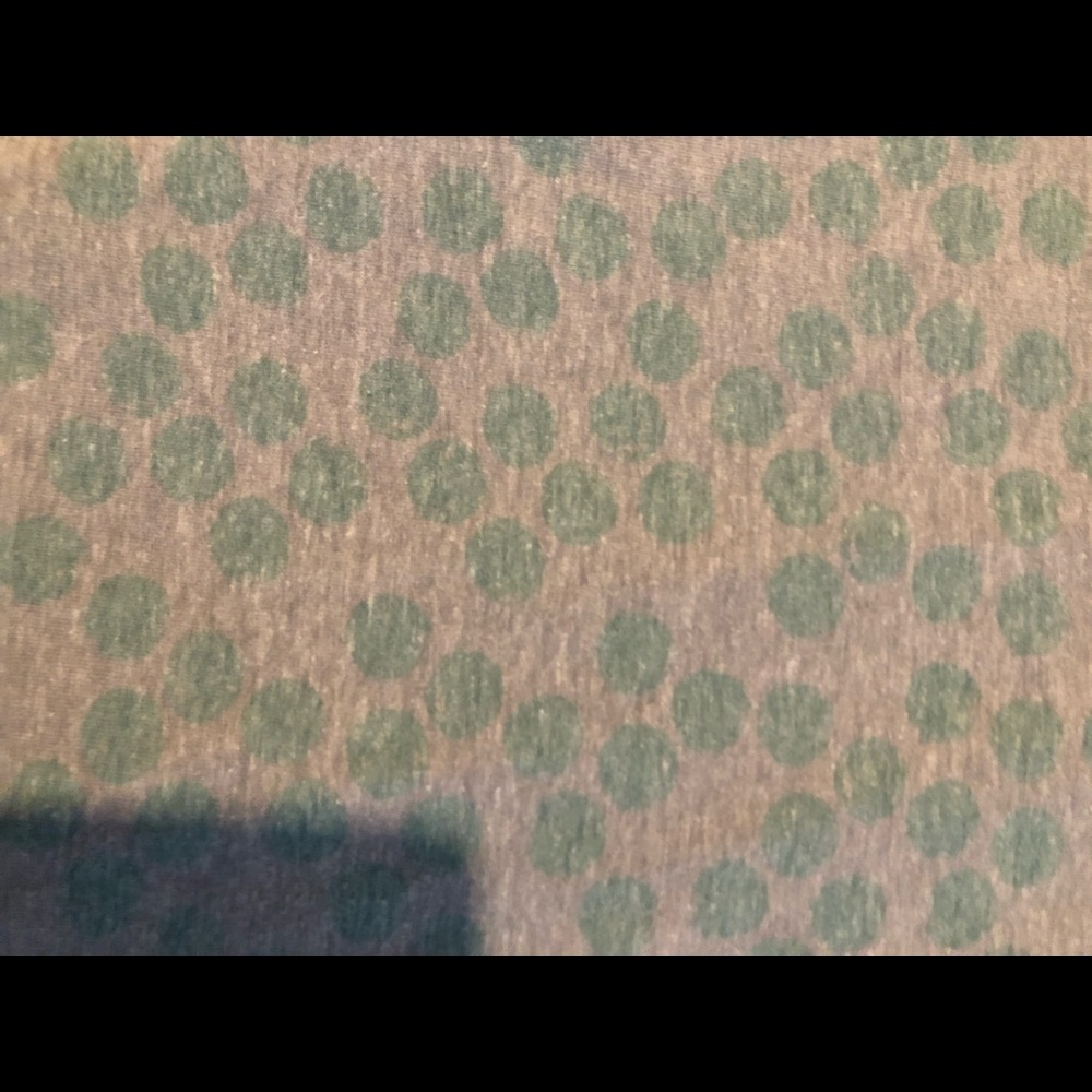 LulaRoe Perfect T - Picture 2 of 2